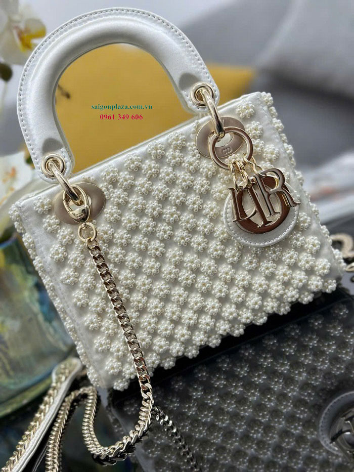 Túi đính hạt pha lê túi màu trắng da bò bê ngọc trai Dior Lady Pearl Cannage D17924