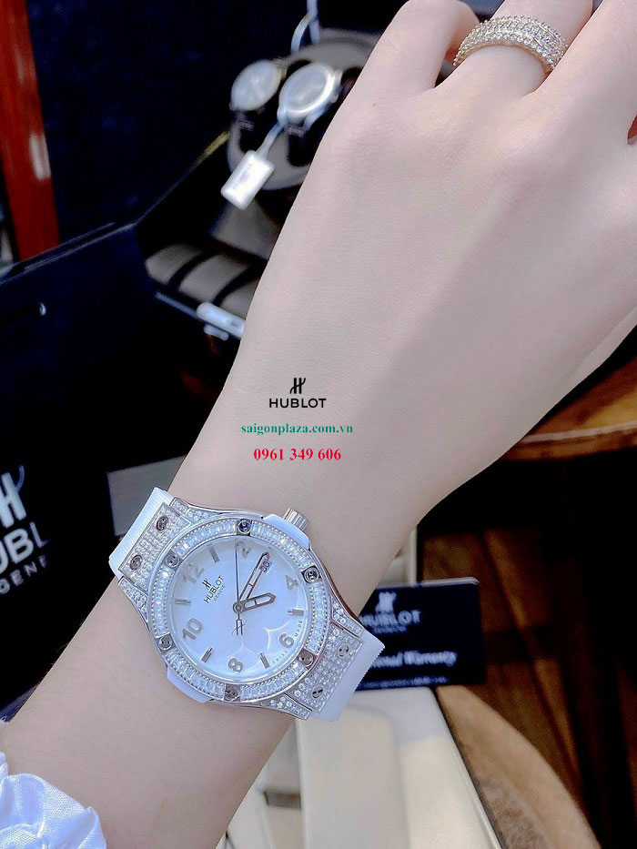Đồng hồ chính hãng nữ tại Hà Nội Hublot 071120