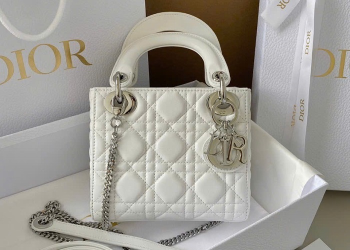 Túi màu trắng nữ Dior Mini Lady Dior Handbag PH159259 Túi xách tay nữ Dior Mini Lady Dior Handbag PH159259 màu trắng