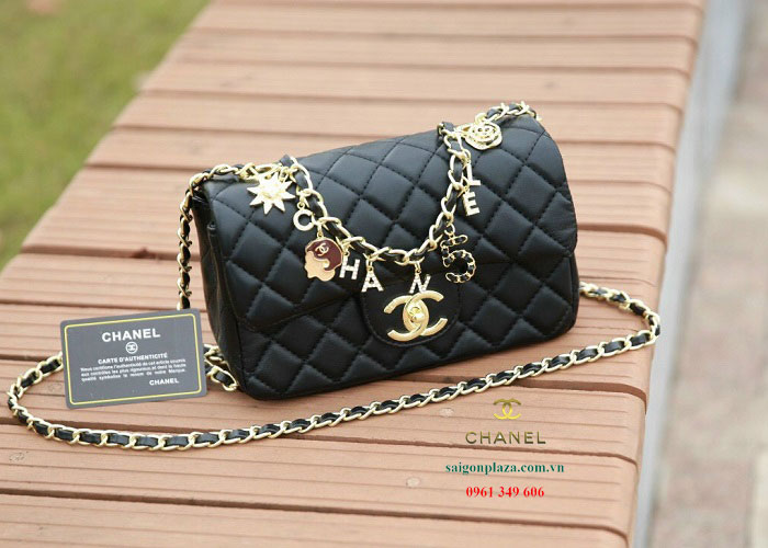 túi da bò Chanel nữ mới nhất đẹp nhất Chanel Coco Classic Charm
