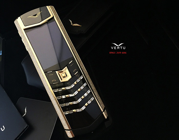 Điện thoại Vertu chính hãng Đà Nẵng Signature S Yellow Gold Full Pave Baguette Diamonds Bag Key VT 184