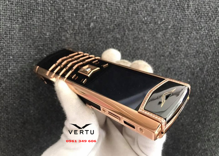 Điện thoại Vertu kim cương Signature S Red Gold with Diamond VT 128