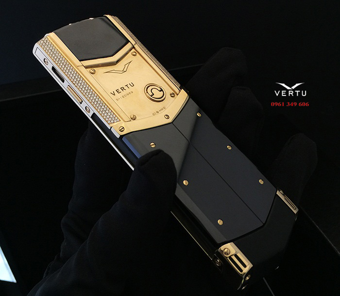 Điện thoại Vertu kim cương Signature S Yellow Gold Full Pave Baguette Diamonds Bag Key VT 184