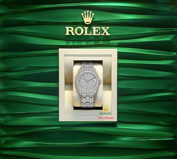 Đồng hồ đẳng cấp doanh nhân nam Rolex Pearlmaster 86409RBR