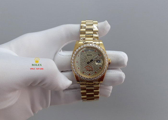 Đồng hồ đơn giản nhất giá rẻ Rolex Day Date RL195