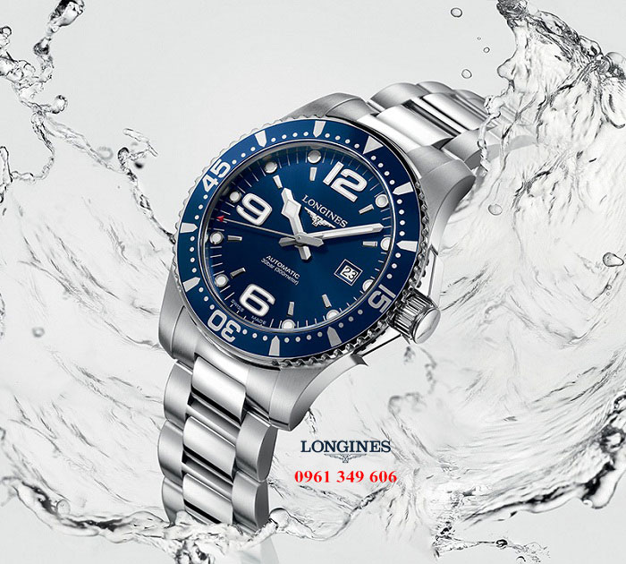 Đồng hồ mặt xanh lam Longines HydroConquest L3.742.4.96.6