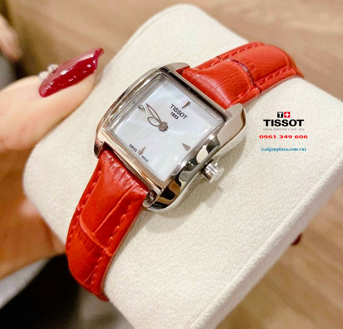 Đồng hồ Tissot nữ mặt vuông dây da Tissot T02.1.265.71