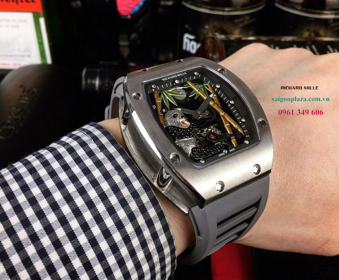 Đồng hồ cao cấp thời trang sành điệu nam Richard Mille RM 26-02 gấu trúc chính hãng