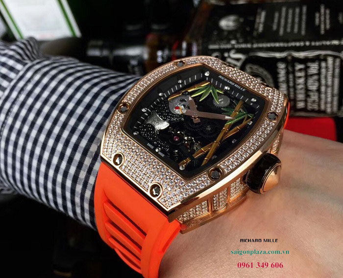 Đồng hồ đính đá quý kim cương Richard Mille RM 26-01 Panda Diamond Tourbillon