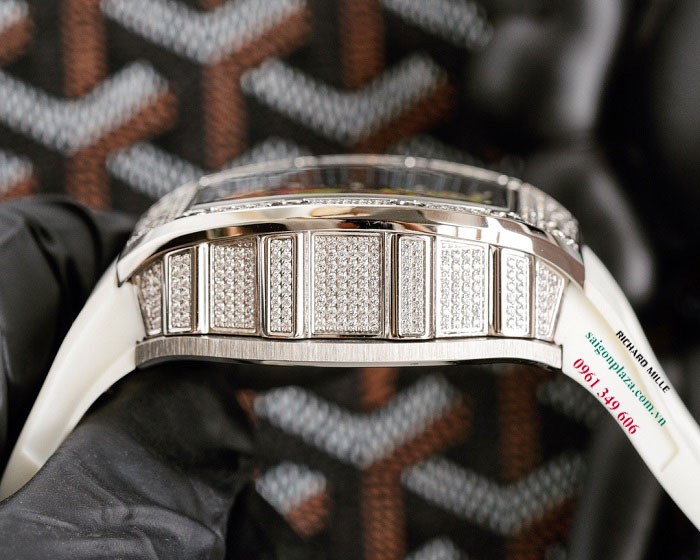 Đồng hồ nạm kim cương nhiều tiền Richard Mille RM51-01 Ngọa Hổ Tàng Long