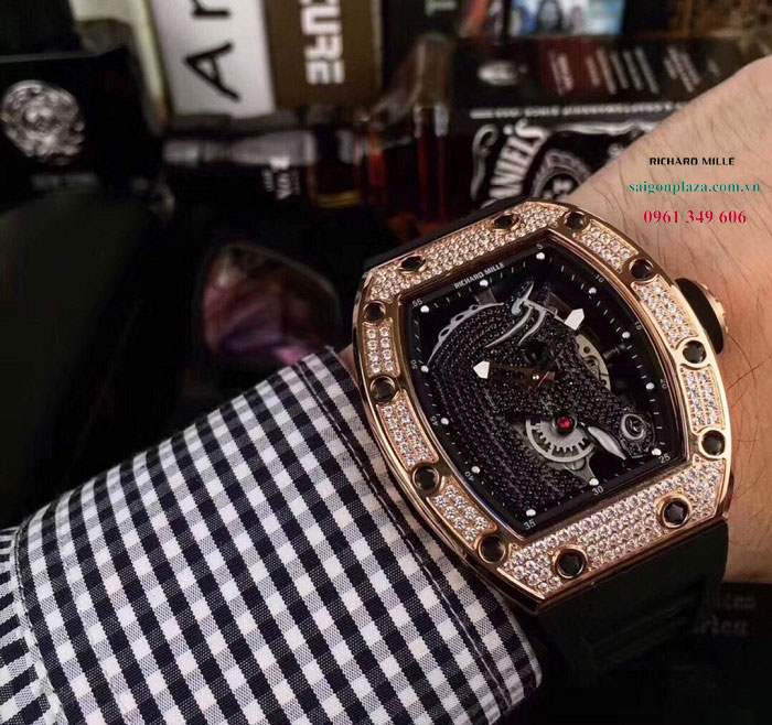 Đồng hồ bạch mã Richard Mille RM 52-02 vàng 18k đầu ngựa nạm đá quý kim cương