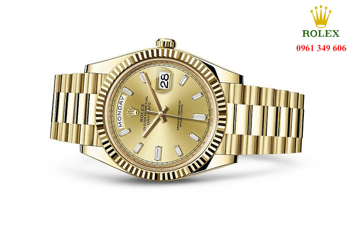 Đồng hồ Rolex giá 1 tỷ Khoa Pug đeo Rolex 228238 0005 40mm vàng 18 CT