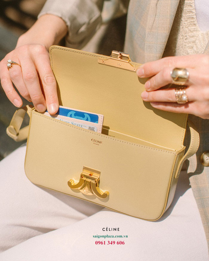 Túi xách da túi nữ đẹp Celine Triomphe Shoulder Bag In Shiny Calfskin chính hãng