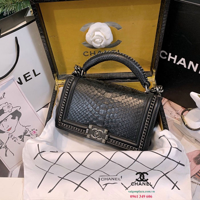 Túi Chanel Boy like auth Hà Nội Chanel Boy da trăn màu đen B67096