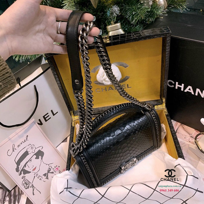 Túi hiệu Chanel Chanel ở Phan Thiết Nha Trang Boy da trăn B67096