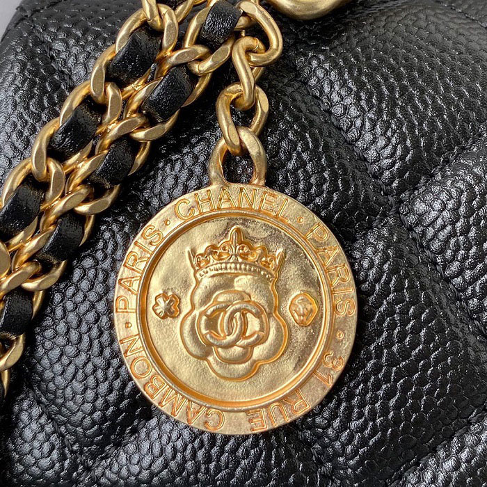 Túi xách chanel trẻ trung xinh đẹp da nhám da bê da sần hạt khóa vàng 24k Chanel Grained Calfskin AS2528