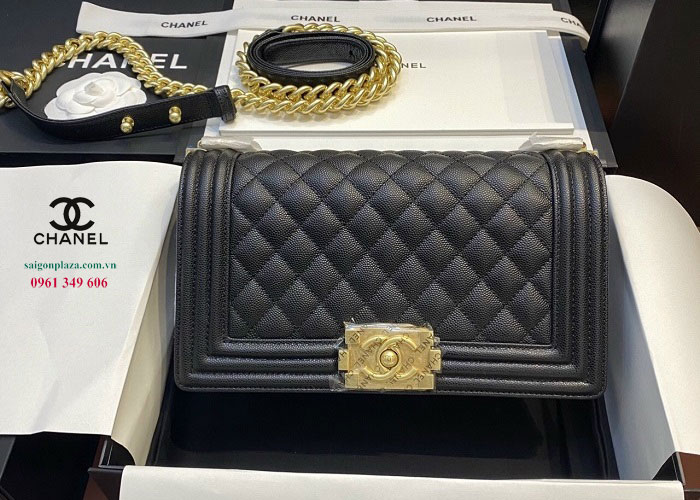 Túi xách Chanel nữ chính hãng Chanel boy da sần đen