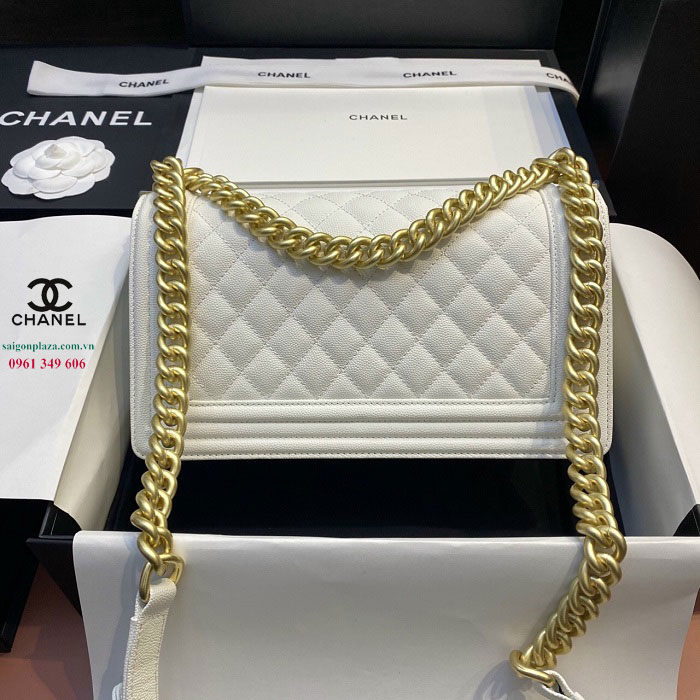 Tiệm túi xách Chanel đẹp thời trang TPHCM Chanel boy màu trắng