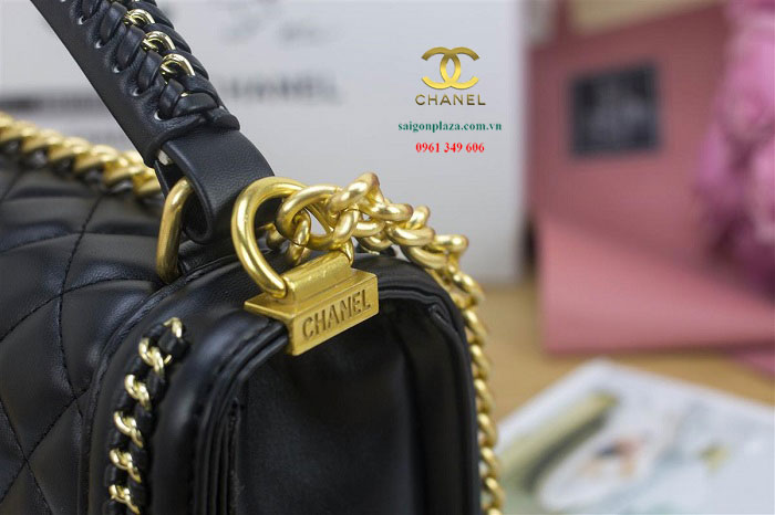 Túi da đeo vai nữ Chanel Boy viền xích đồ da Hà Nội TPHCM