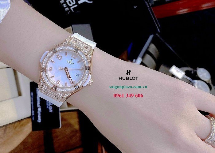 Đồng hồ nữ Hublot Quartz 061120